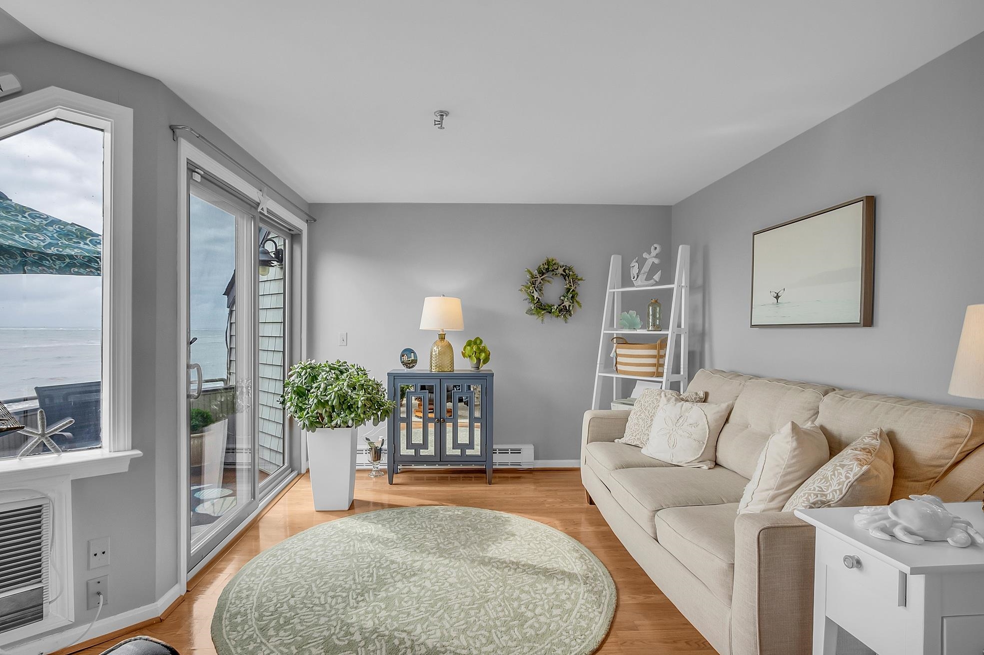 Hampton, New Hampshire 03842, United States, 2 Bedrooms Bedrooms, ,1 BathroomBathrooms,Residential,Active,42194