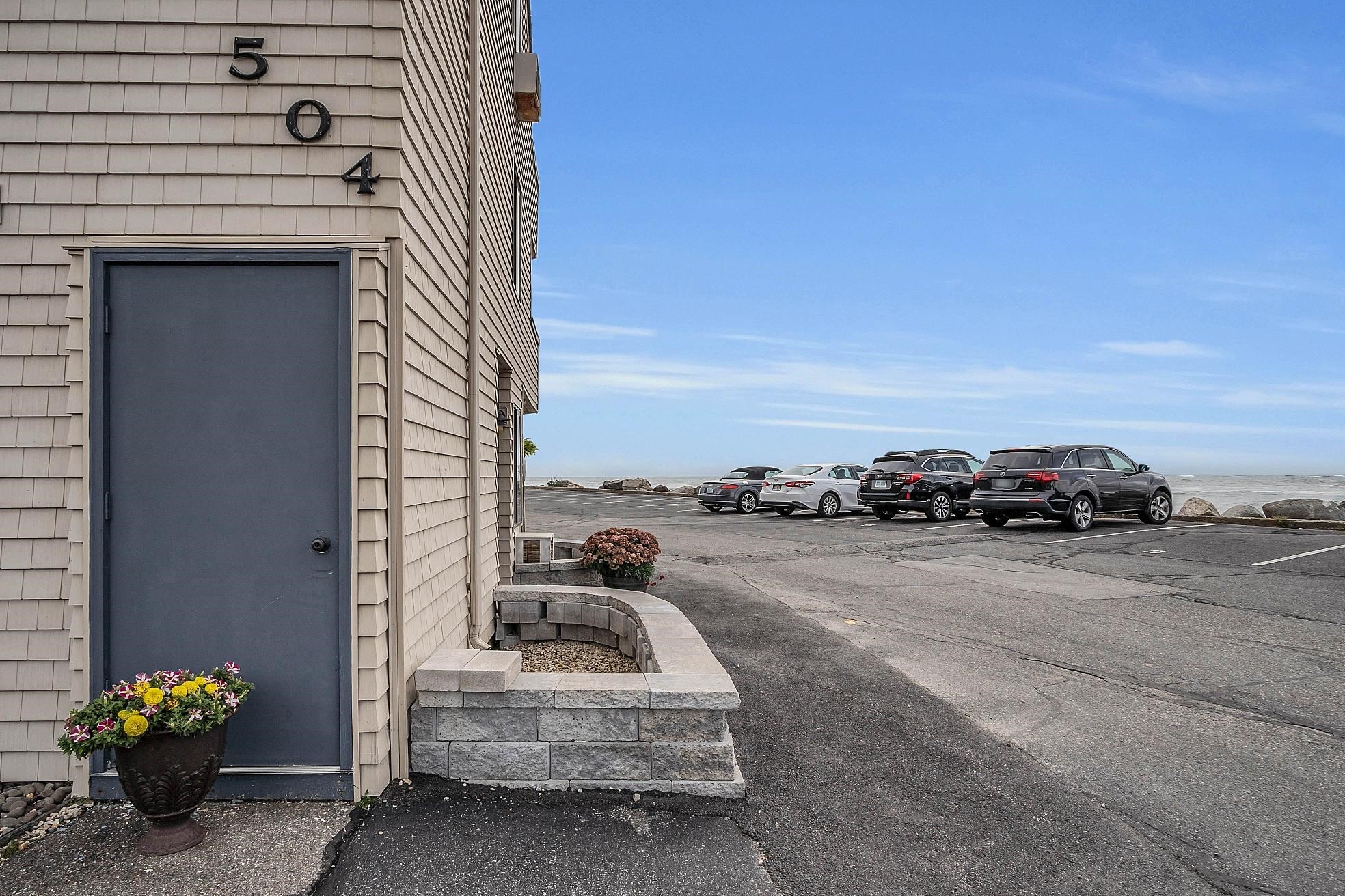 Hampton, New Hampshire 03842, United States, 2 Bedrooms Bedrooms, ,1 BathroomBathrooms,Residential,Active,42194