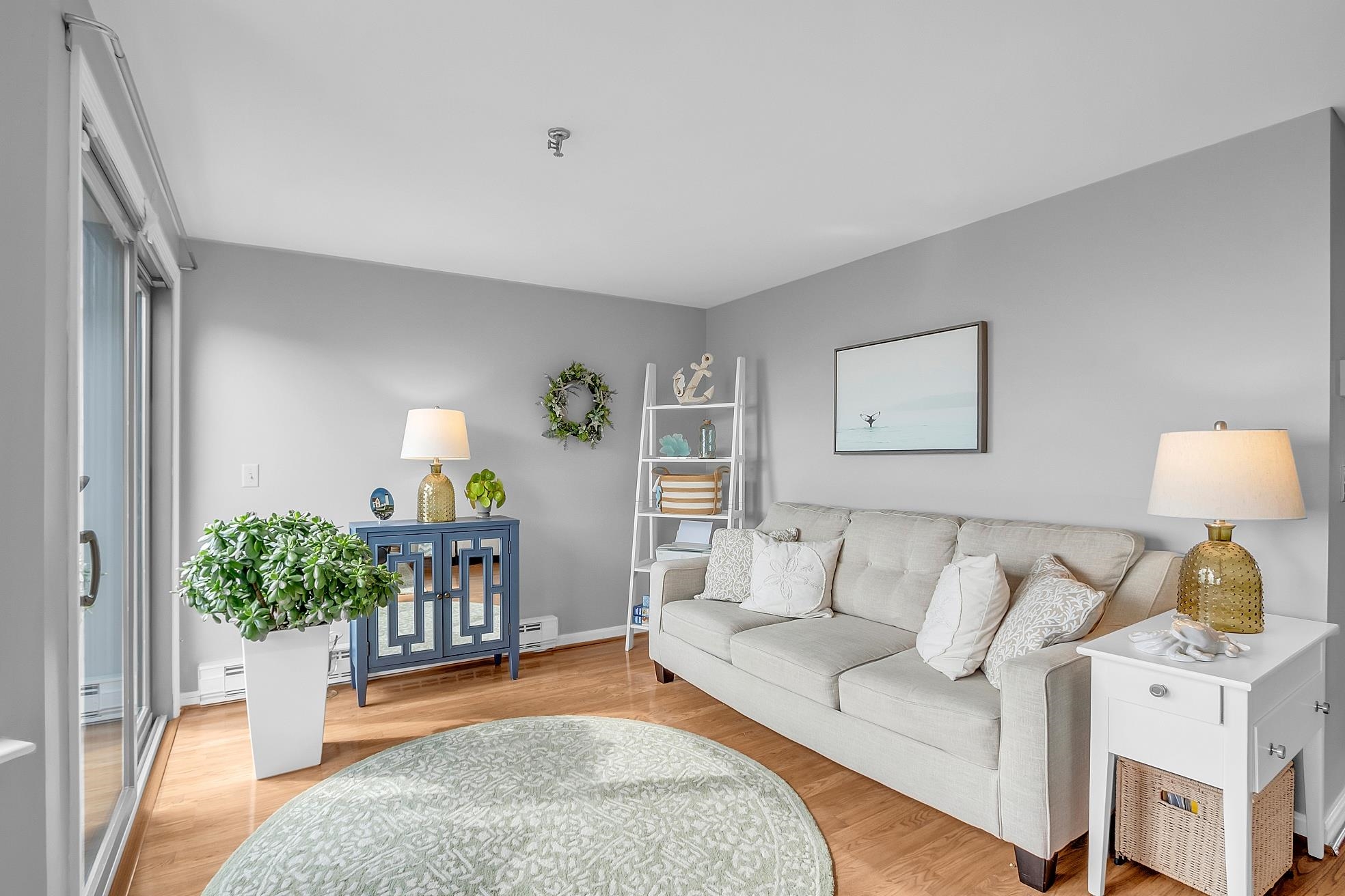 Hampton, New Hampshire 03842, United States, 2 Bedrooms Bedrooms, ,1 BathroomBathrooms,Residential,Active,42194