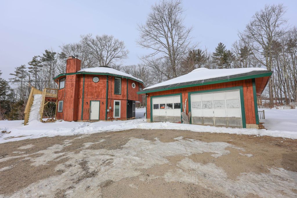 Photo of 68 Targhee Drive, Pittsfield, NH 03263 (MLS # 5076084)