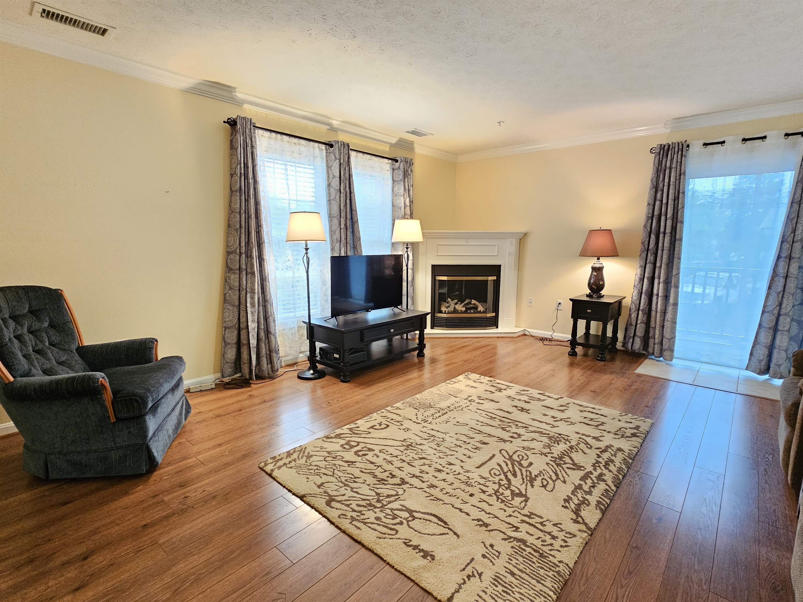 16 James Street 104