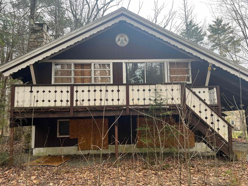 Photo of 266 Thompson Road, Conway, NH 03860 (MLS # 5086933)