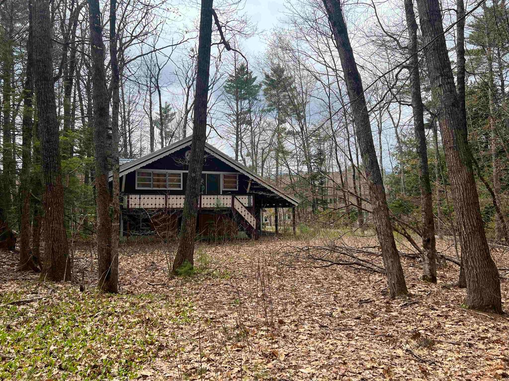 Photo of 266 Thompson Road, Conway, NH 03860 (MLS # 5086933)