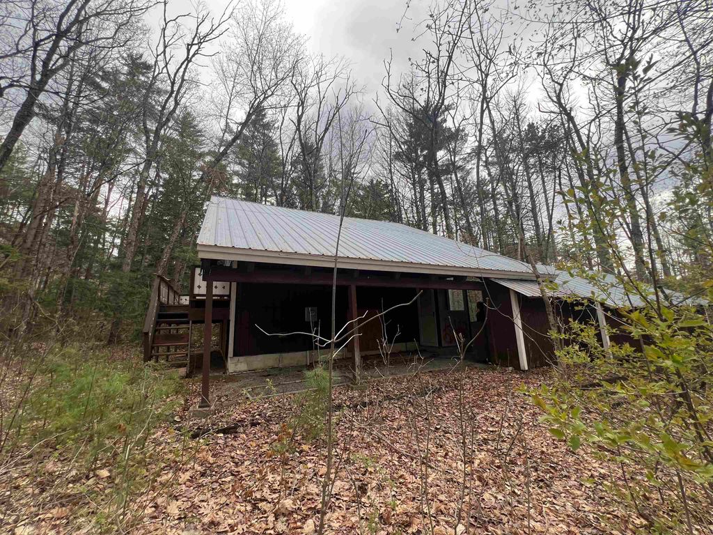 Photo of 266 Thompson Road, Conway, NH 03860 (MLS # 5086933)