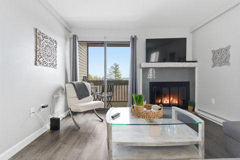 75 Treetop Circle 26 Laconia NH 03246