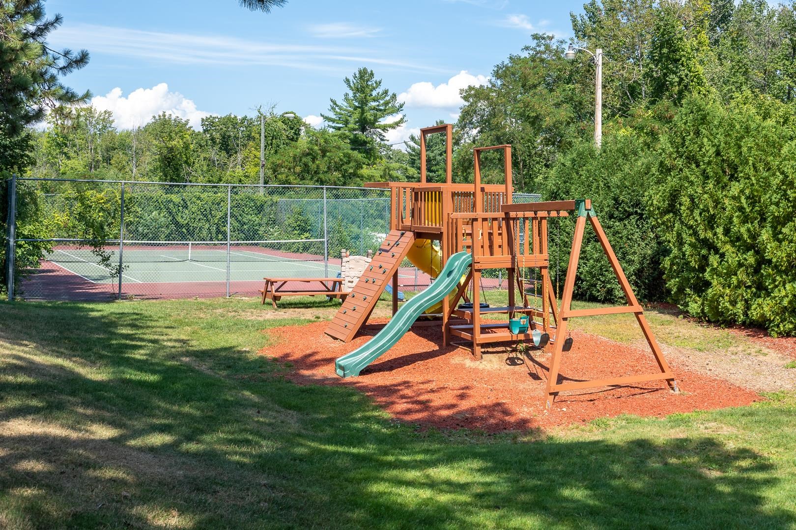 75 Treetop Circle 26