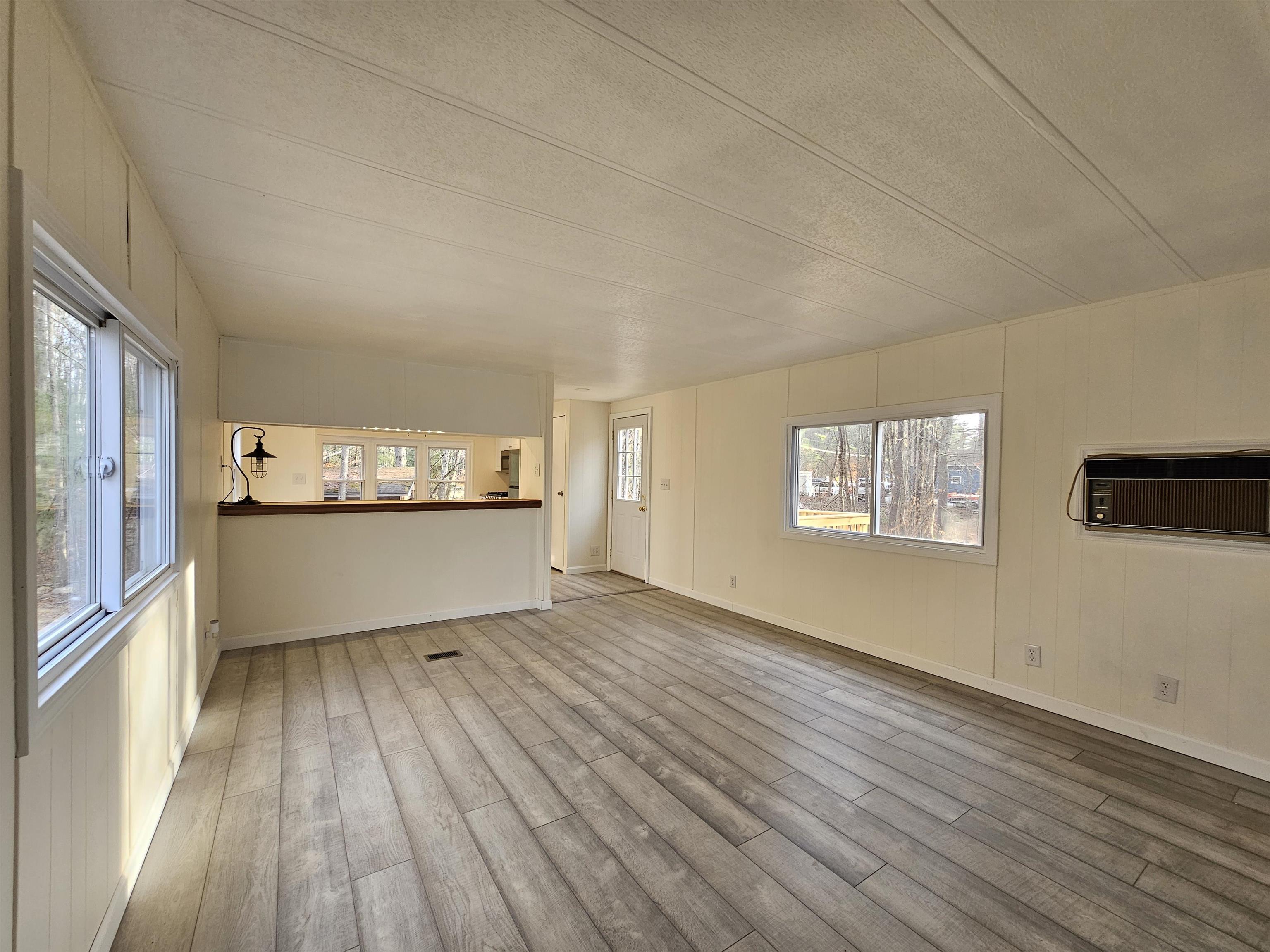 Barnstead, New Hampshire 03225, United States, 2 Bedrooms Bedrooms, ,1 BathroomBathrooms,Residential,Active,241745