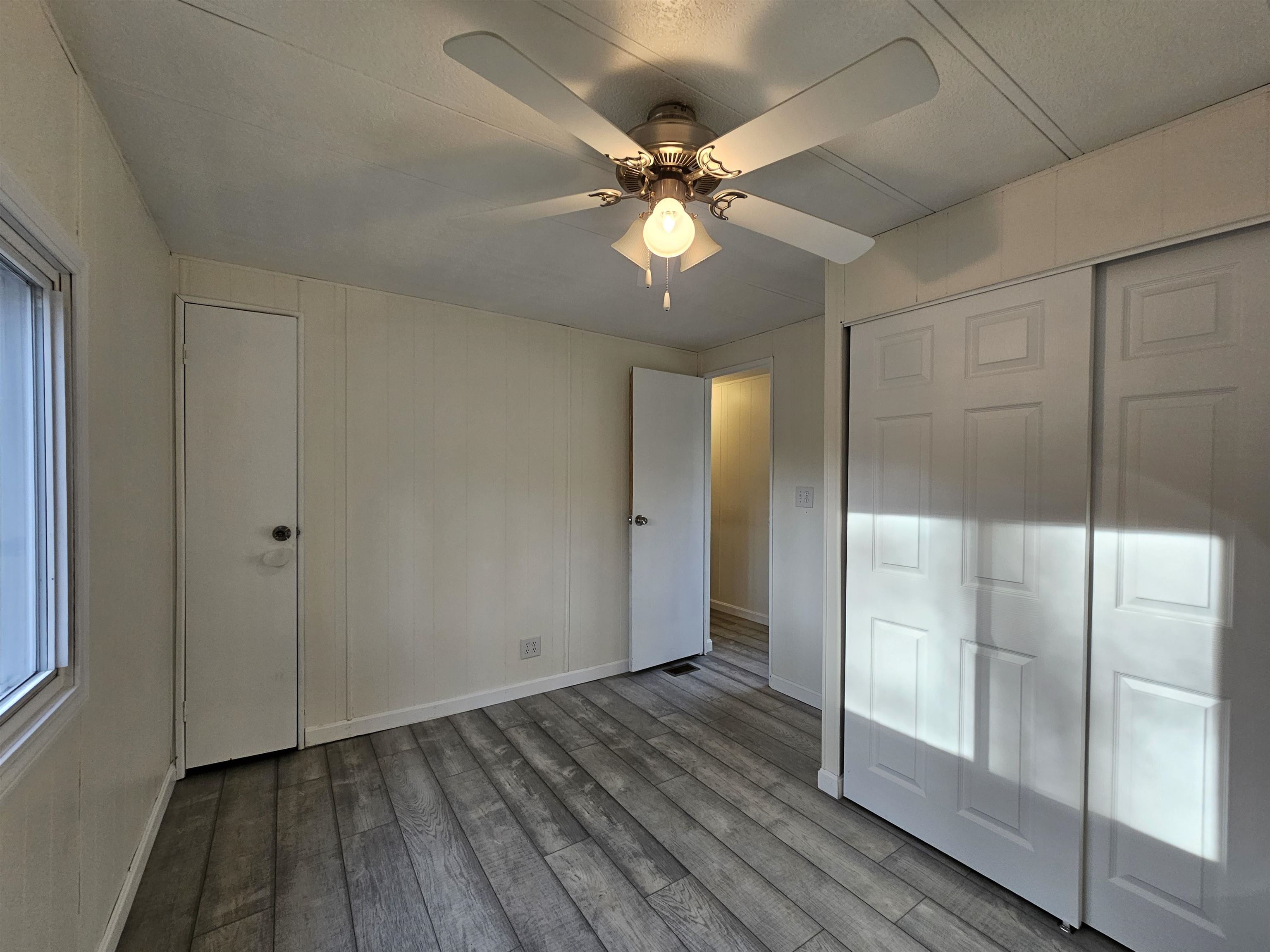 Barnstead, New Hampshire 03225, United States, 2 Bedrooms Bedrooms, ,1 BathroomBathrooms,Residential,Active,241745