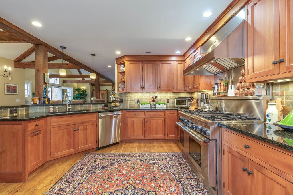 Photo of 62 Elizabeth Lane, Hopkinton, NH 03229 (MLS # 5084377)