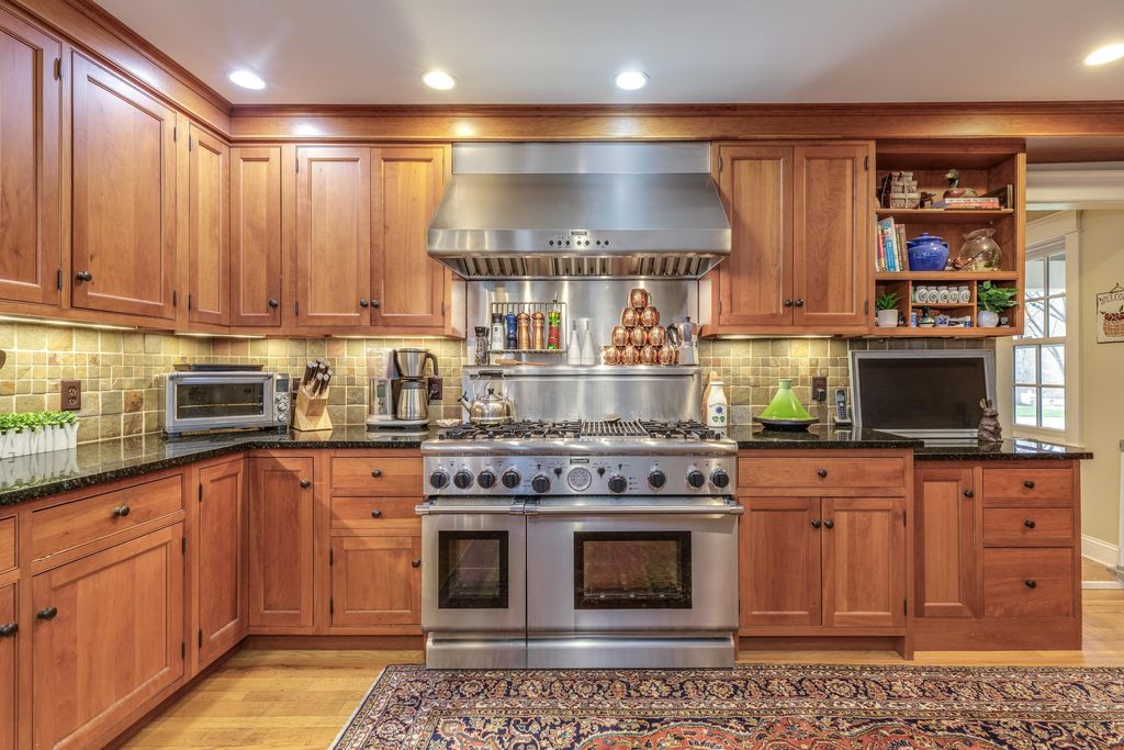 Photo of 62 Elizabeth Lane, Hopkinton, NH 03229 (MLS # 5084377)