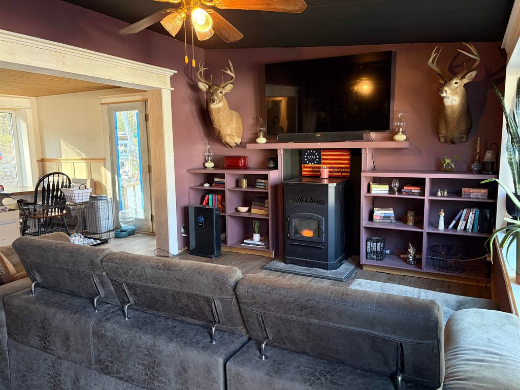 Photo of 8 Jennifer Street, Danville, NH 03819 (MLS # 5083114)