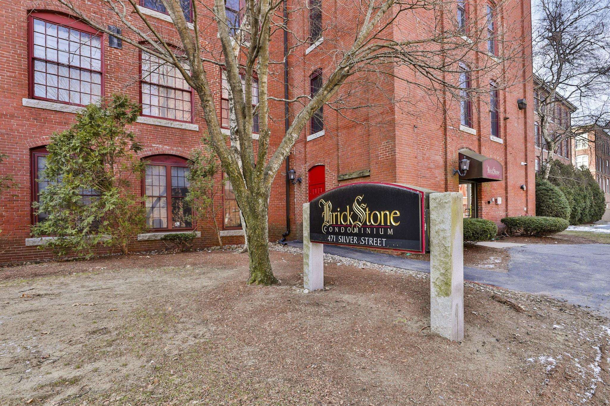 471 Silver Street 403