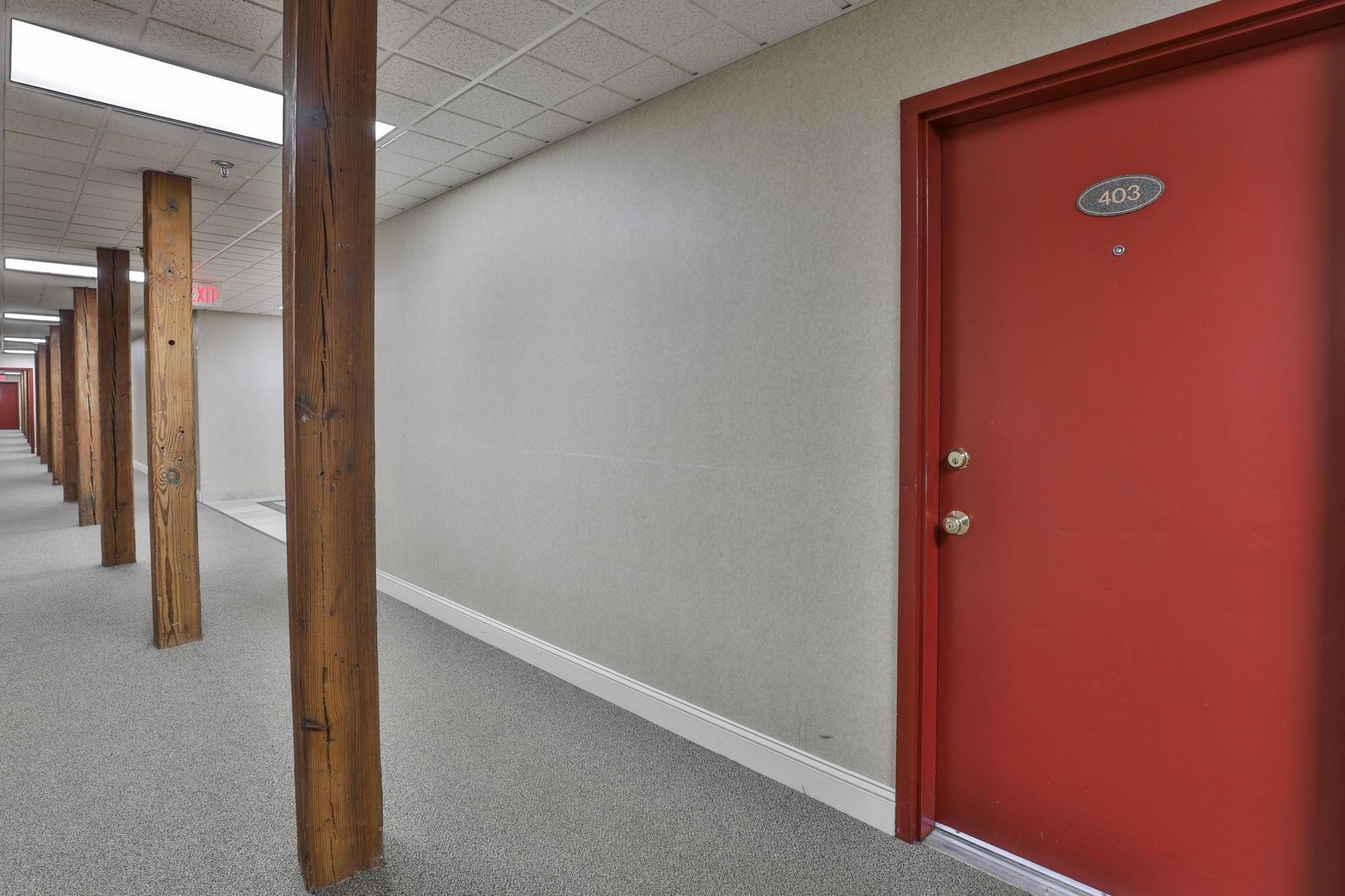 471 Silver Street 403