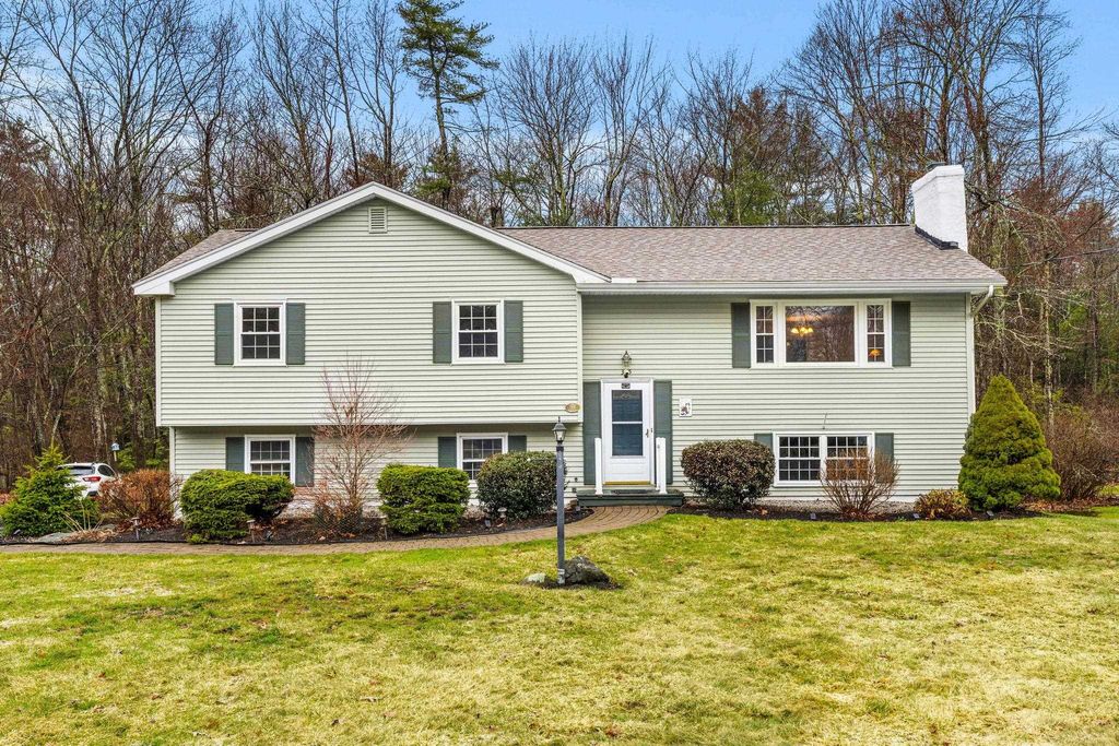 Photo of 35 Langdale Drive, Hampton, NH 03842 (MLS # 5081694)