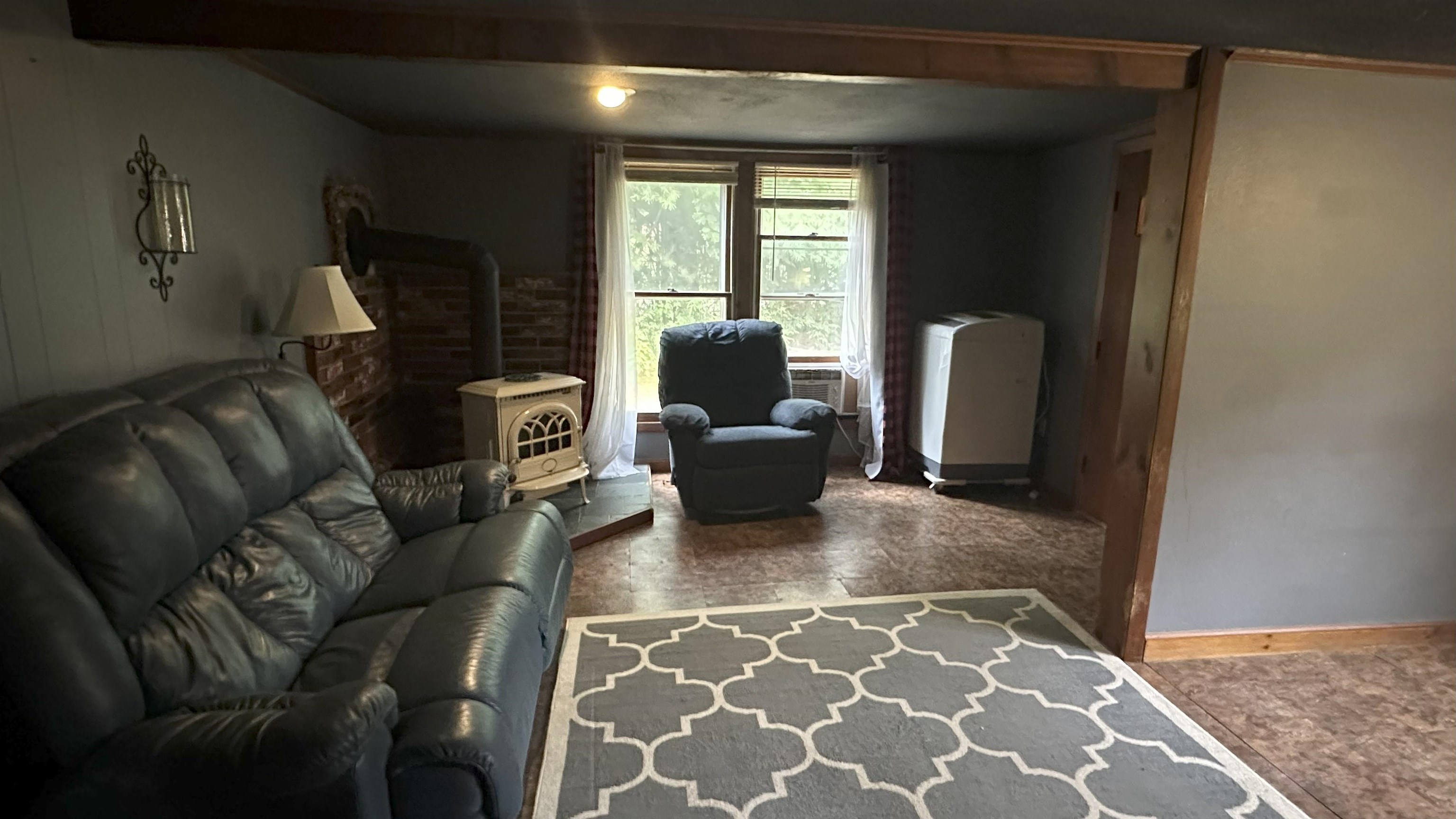 Conway, New Hampshire 03813, United States, 2 Bedrooms Bedrooms, ,1 BathroomBathrooms,Residential,Active,183461