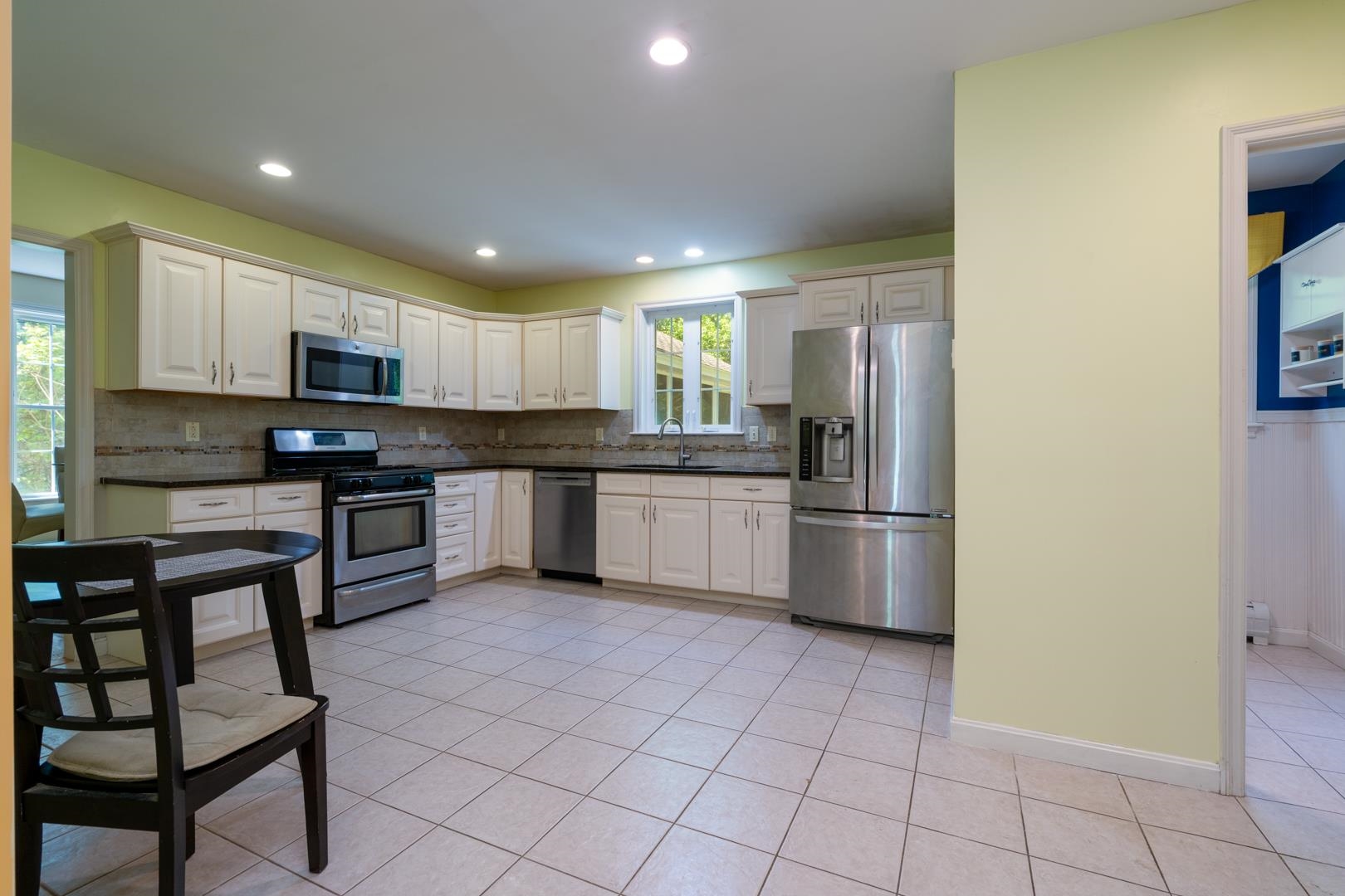 35 Fox Hollow Drive