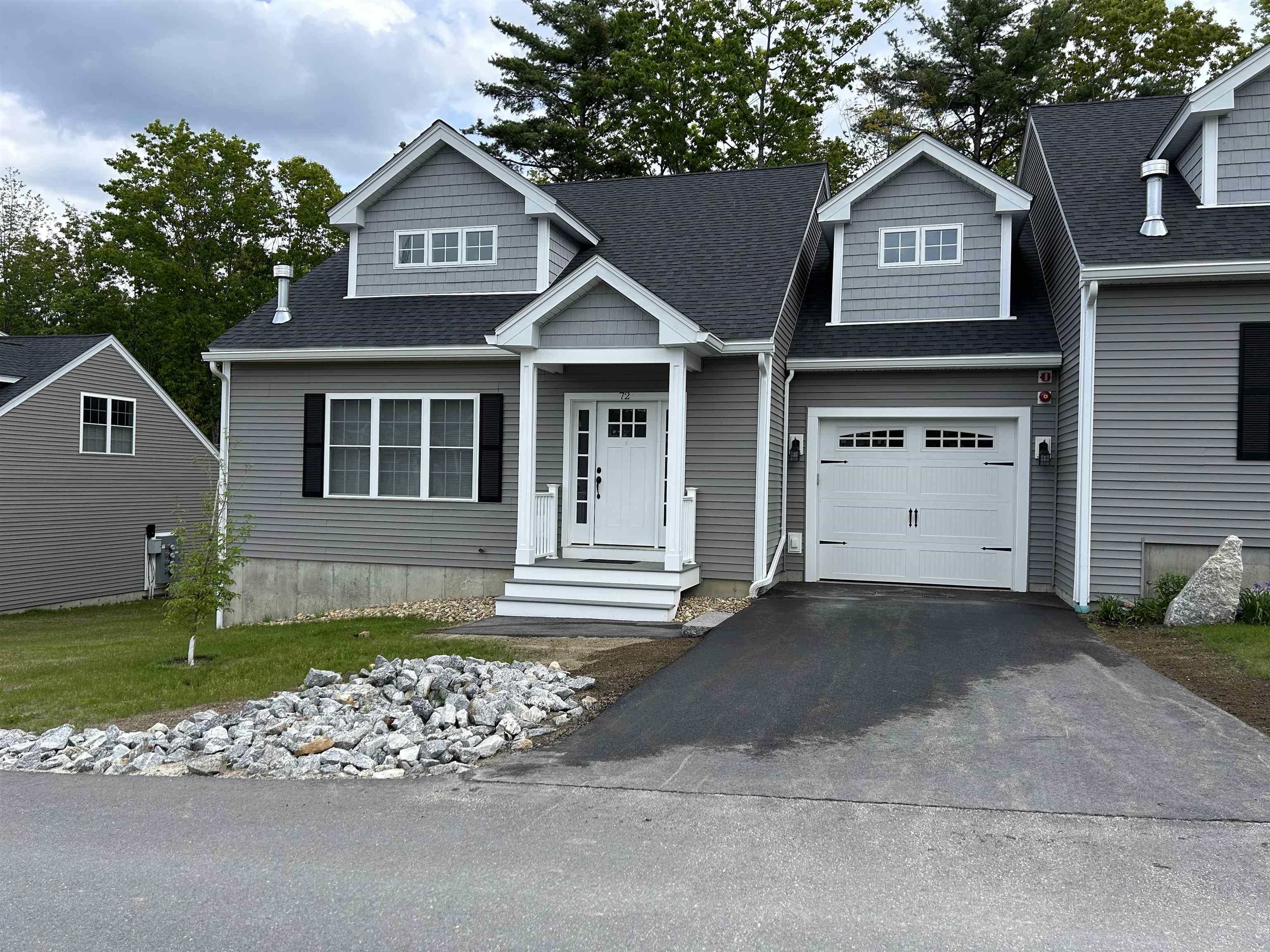 72 Brook Hill