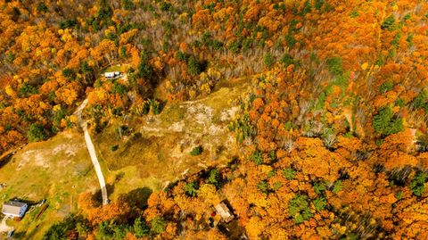 000 Willard Pond Road Hancock NH 03449