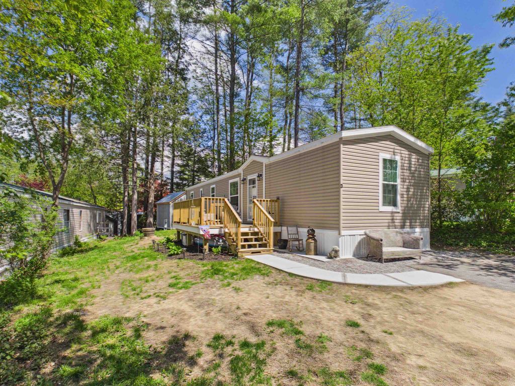 Photo of 21 Blue Jay Court, Keene, NH 03431 (MLS # 5089391)