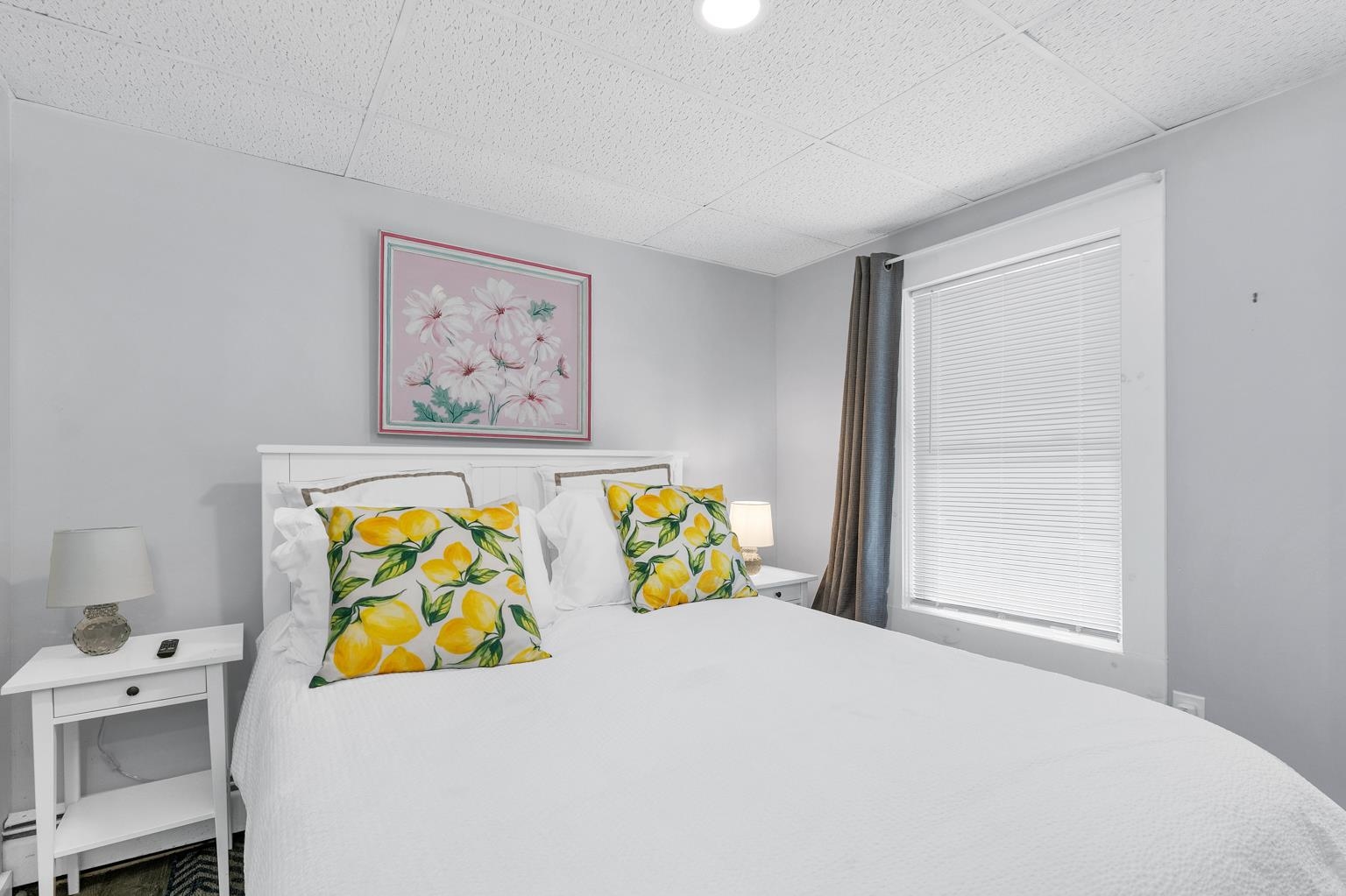 Wolfeboro, New Hampshire 03894, United States, 4 Bedrooms Bedrooms, ,2 BathroomsBathrooms,Residential,Pending,139985