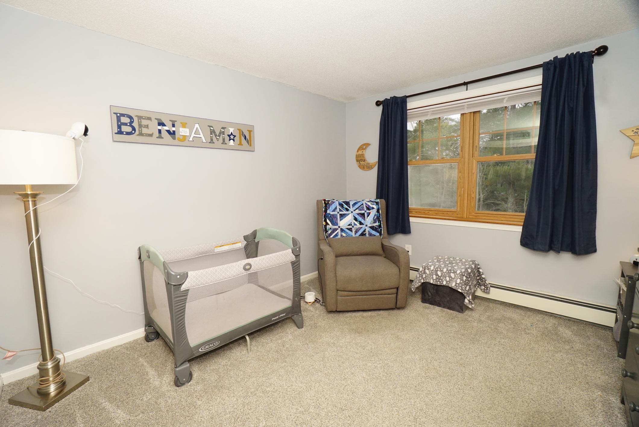 Nottingham, New Hampshire 03290, United States, 3 Bedrooms Bedrooms, ,2 BathroomsBathrooms,Residential,Pending,18508