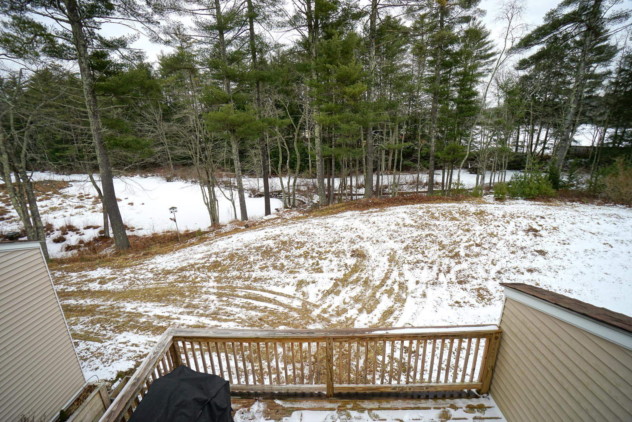 Nottingham, New Hampshire 03290, United States, 3 Bedrooms Bedrooms, ,2 BathroomsBathrooms,Residential,Pending,18508