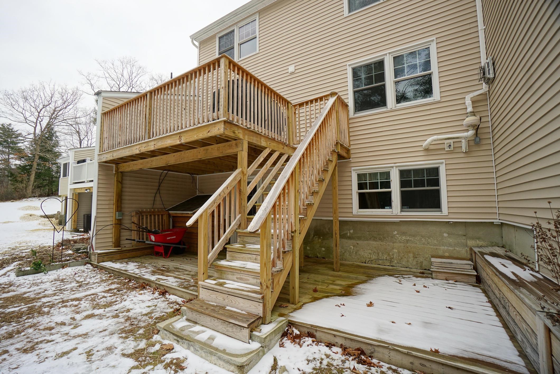 Nottingham, New Hampshire 03290, United States, 3 Bedrooms Bedrooms, ,2 BathroomsBathrooms,Residential,Pending,18508