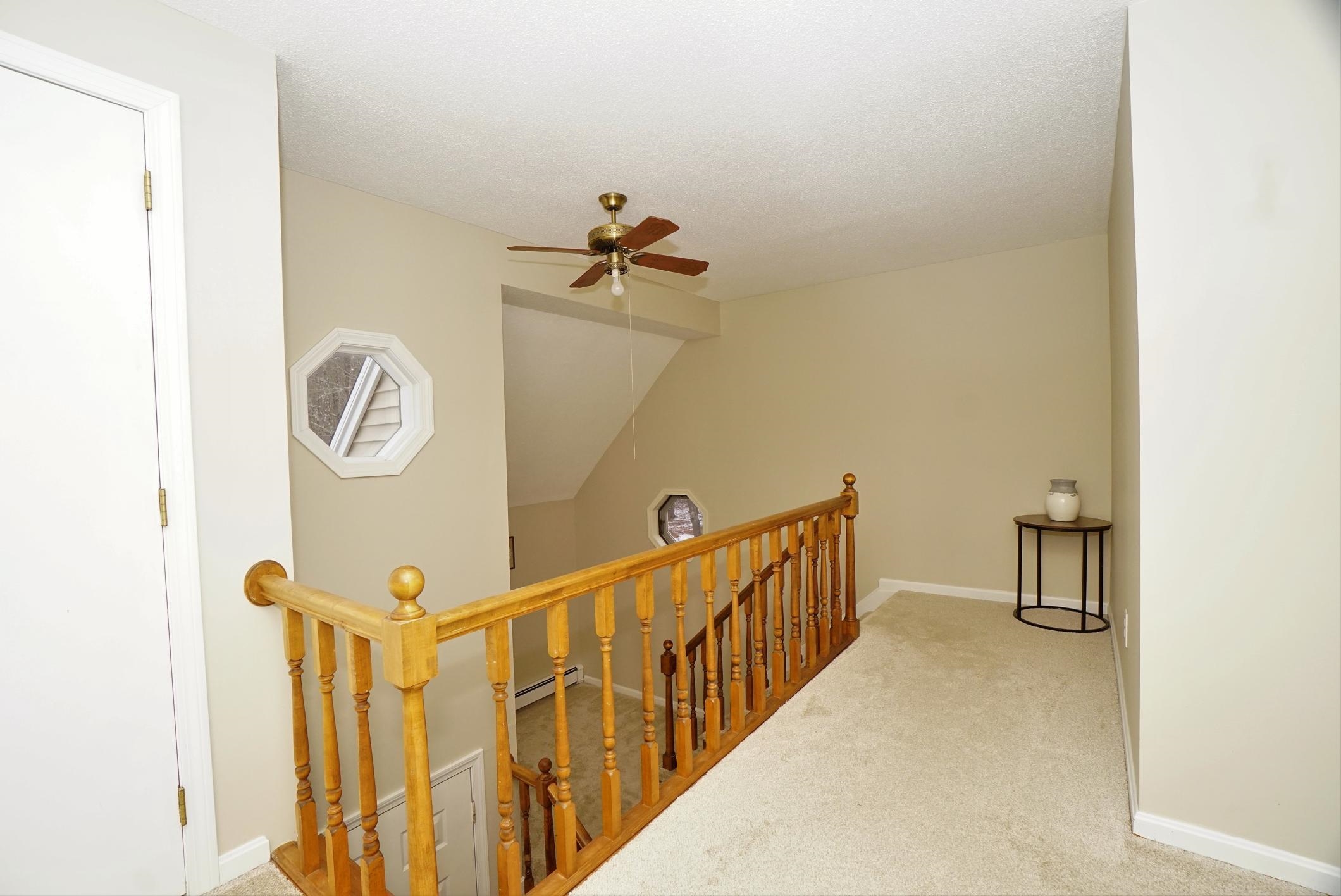 Nottingham, New Hampshire 03290, United States, 3 Bedrooms Bedrooms, ,2 BathroomsBathrooms,Residential,Pending,18508