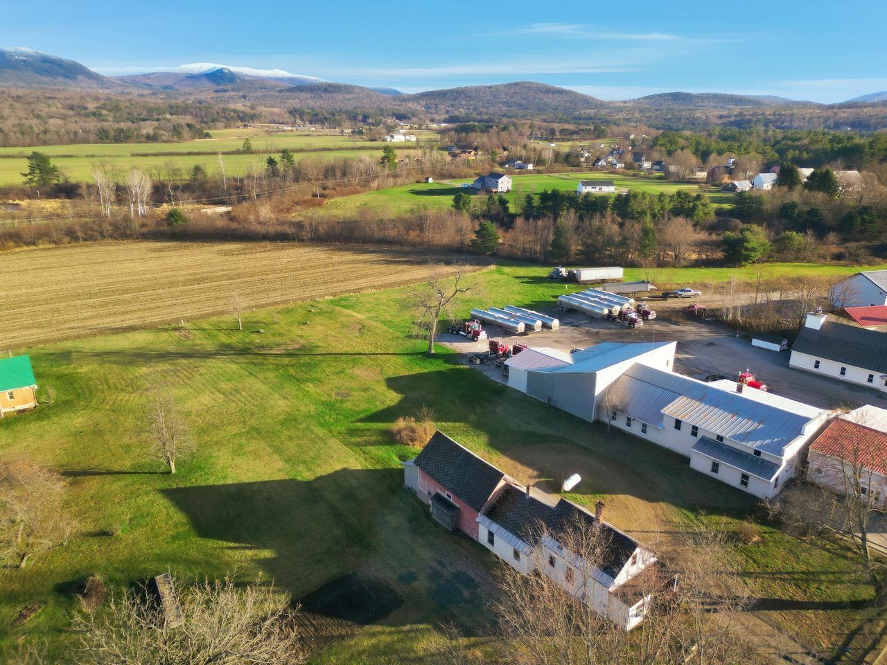 2862 Dartmouth College Highway