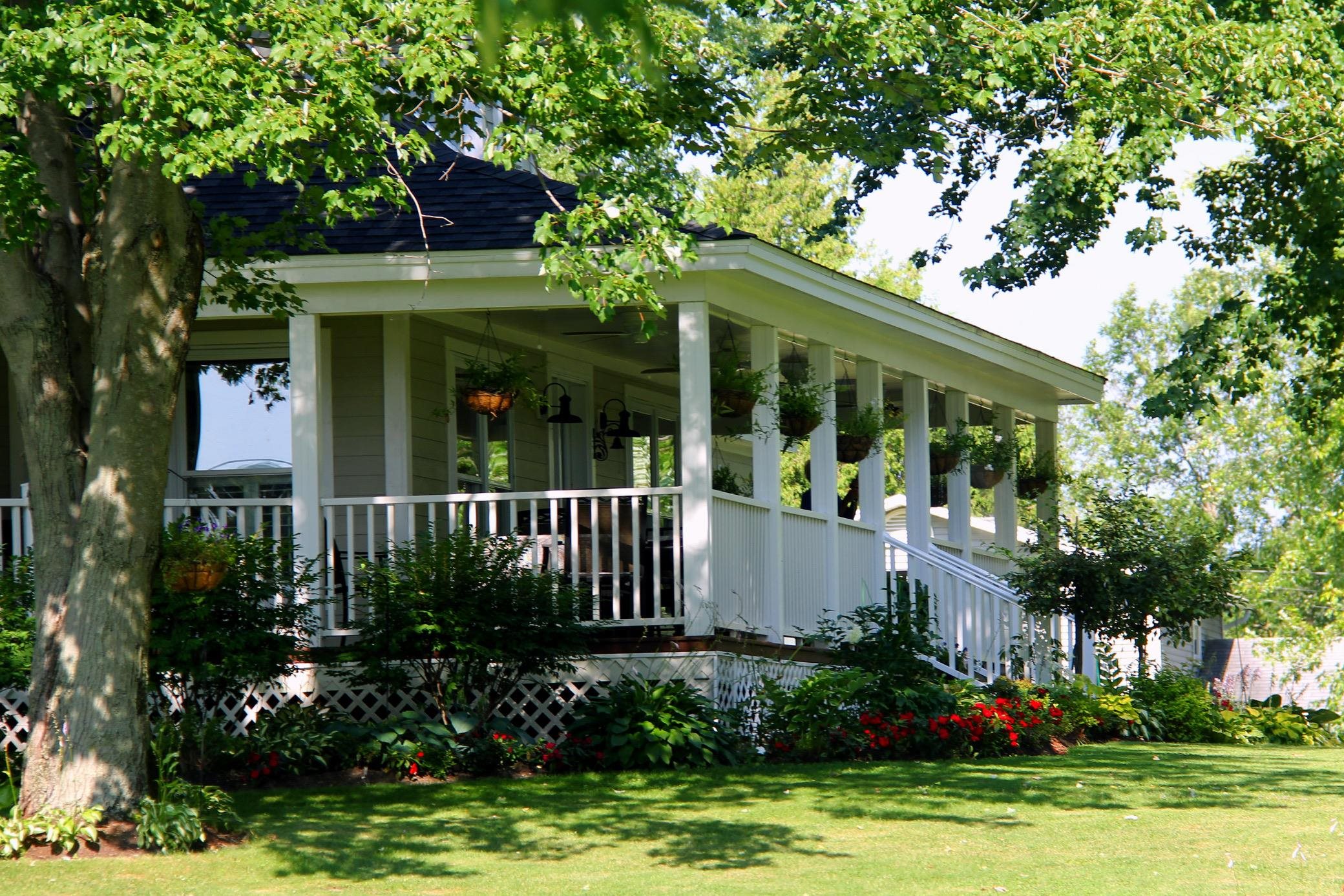 60 Holiday Point Road