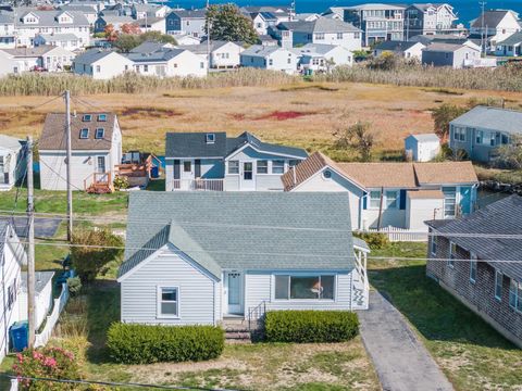 Photo of 558 Winnacunnet Road, Hampton, NH 03842 (MLS # 5067733)