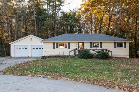 14 Cherokee Street Dover NH 03820