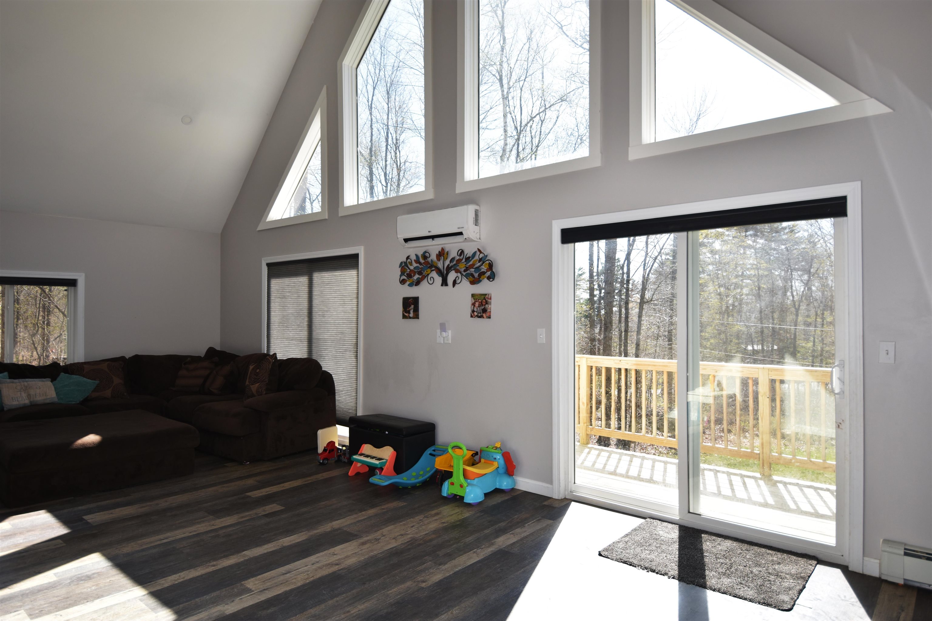 54 Forest Ridge Drive
