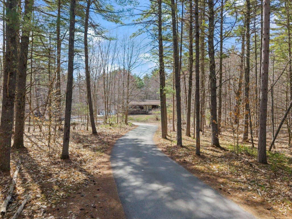 Photo of 41 Friar Tuck Way, Wolfeboro, NH 03894 (MLS # 5085476)