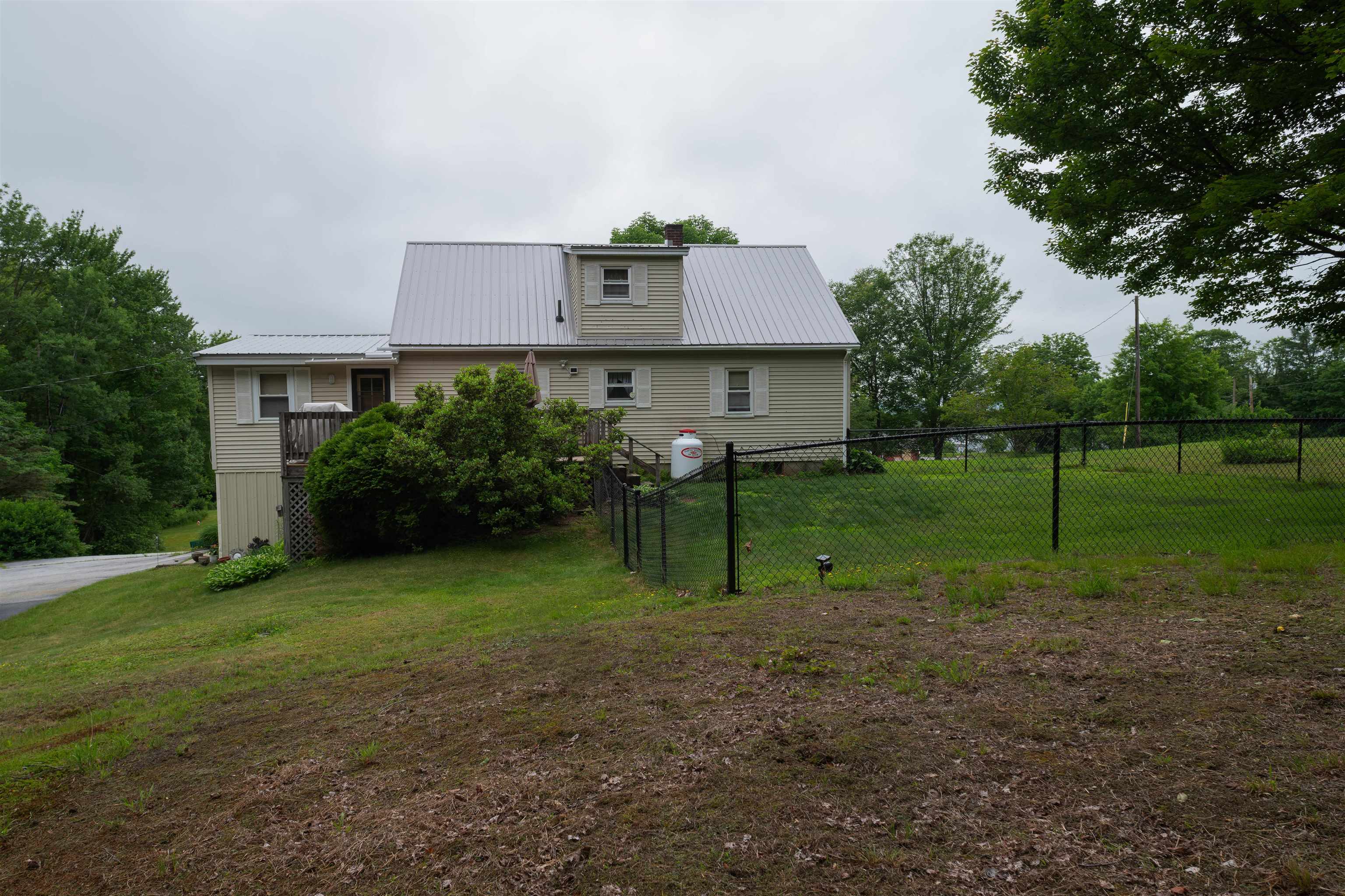 1061 Suncook Valley Road