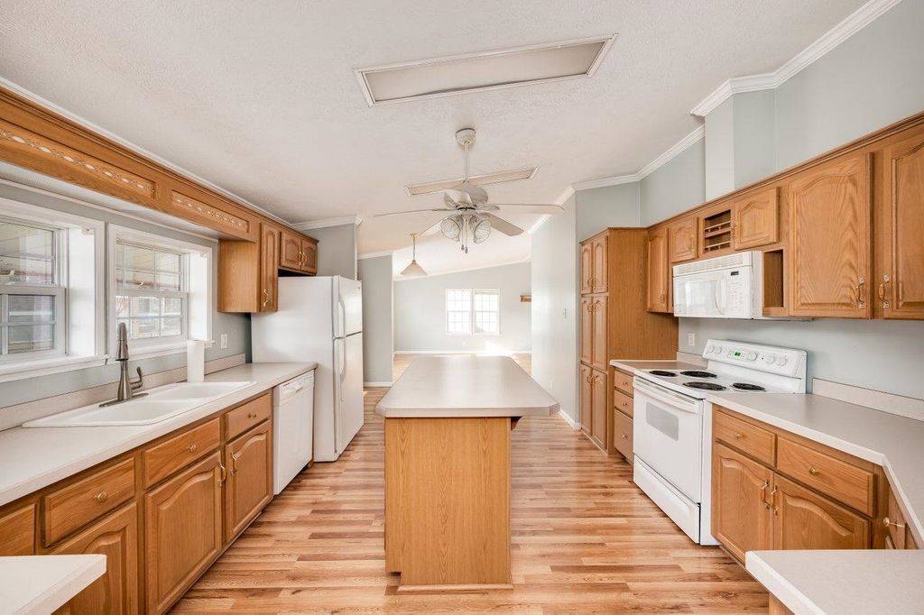 Photo of 45 Seneca Street, Rochester, NH 03867 (MLS # 5071598)