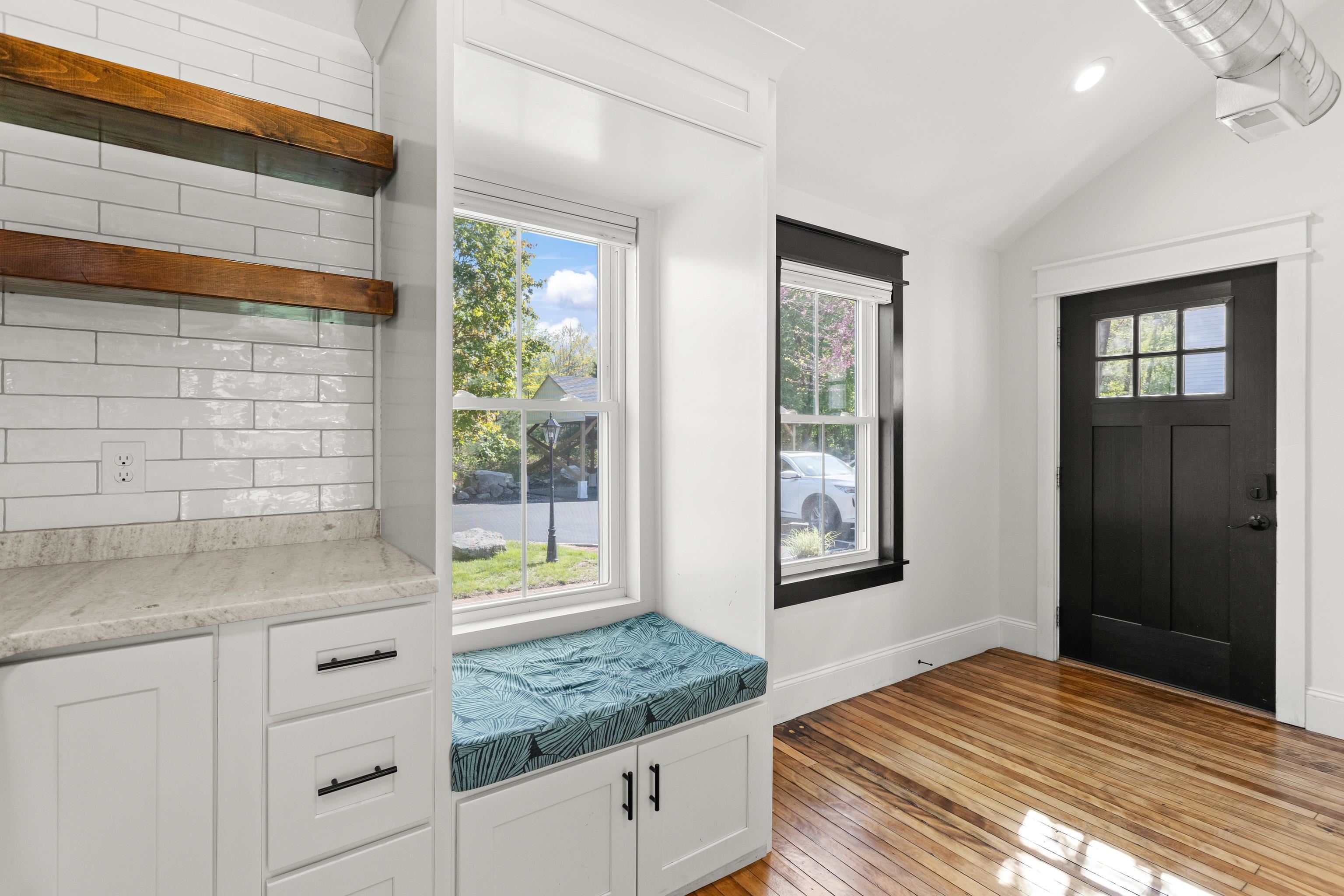 107 Ponemah Road 1A