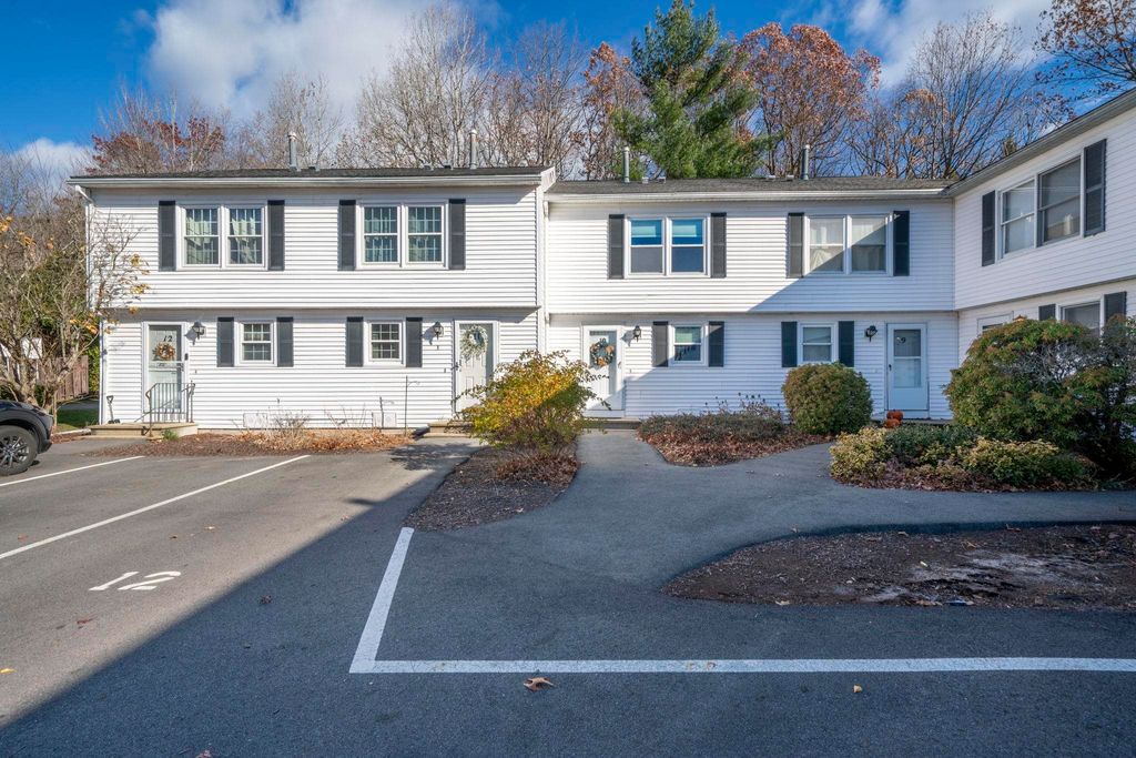Photo of 50 Edward J Roy Drive #10, Manchester, NH 03104 (MLS # 5071608)