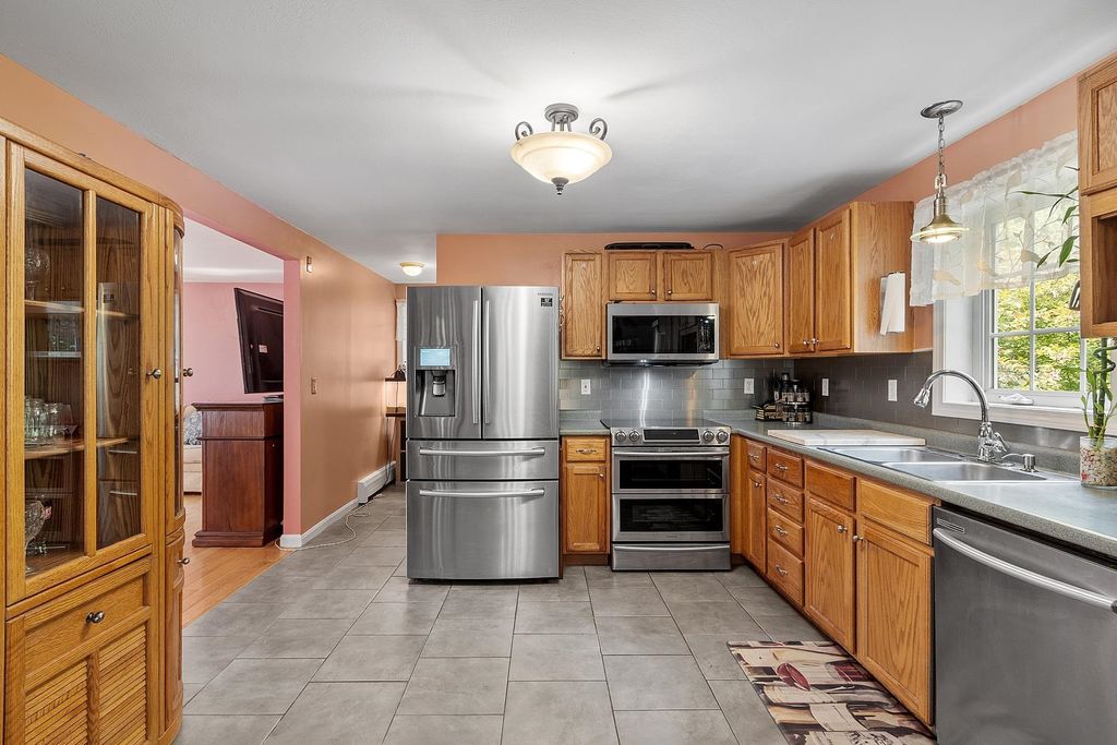 Photo of 245 West River Road, Hooksett, NH 03106 (MLS # 5069389)