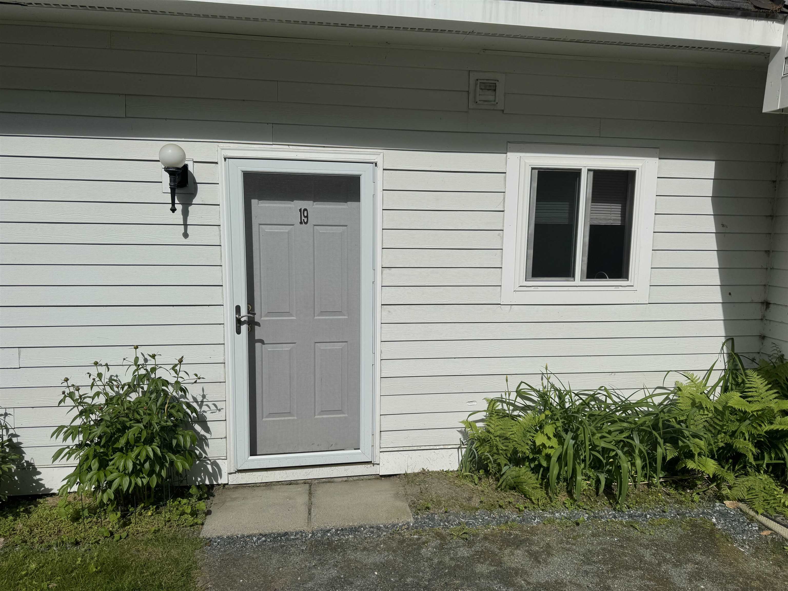 26 Marsten Lane 19