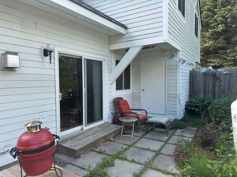 26 Marsten Lane 19 Enfield NH 03748