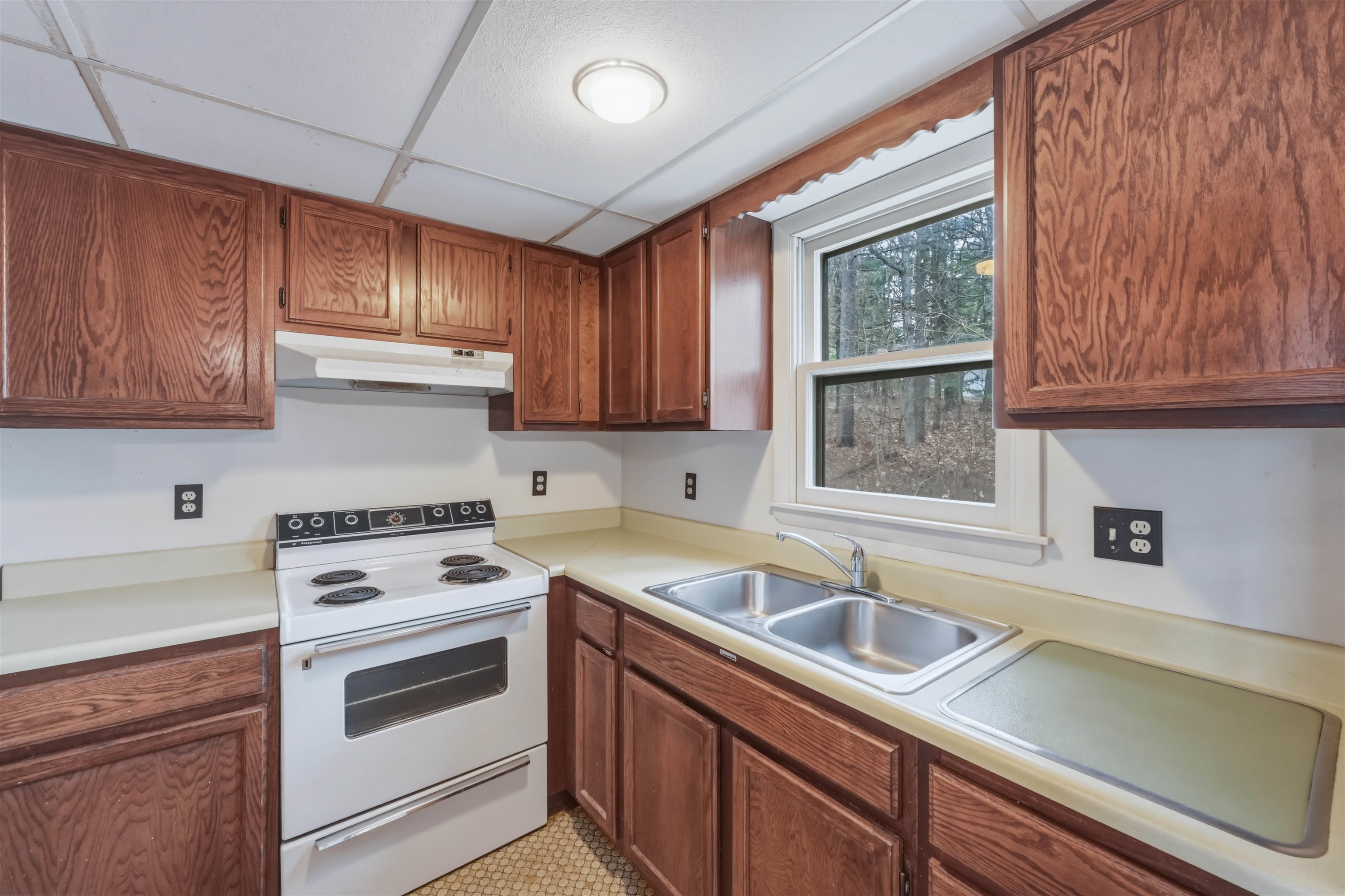 86 Pinecrest Drive 4E