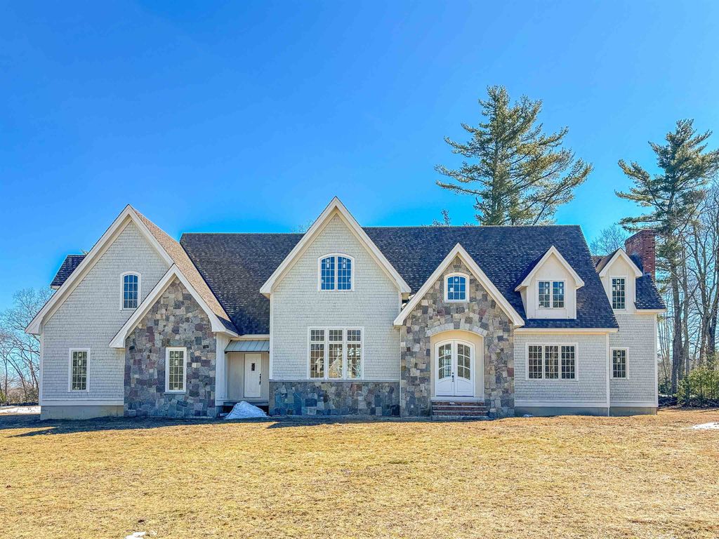 Photo of 5 Liberty Lane, Barrington, NH 03825 (MLS # 5080298)