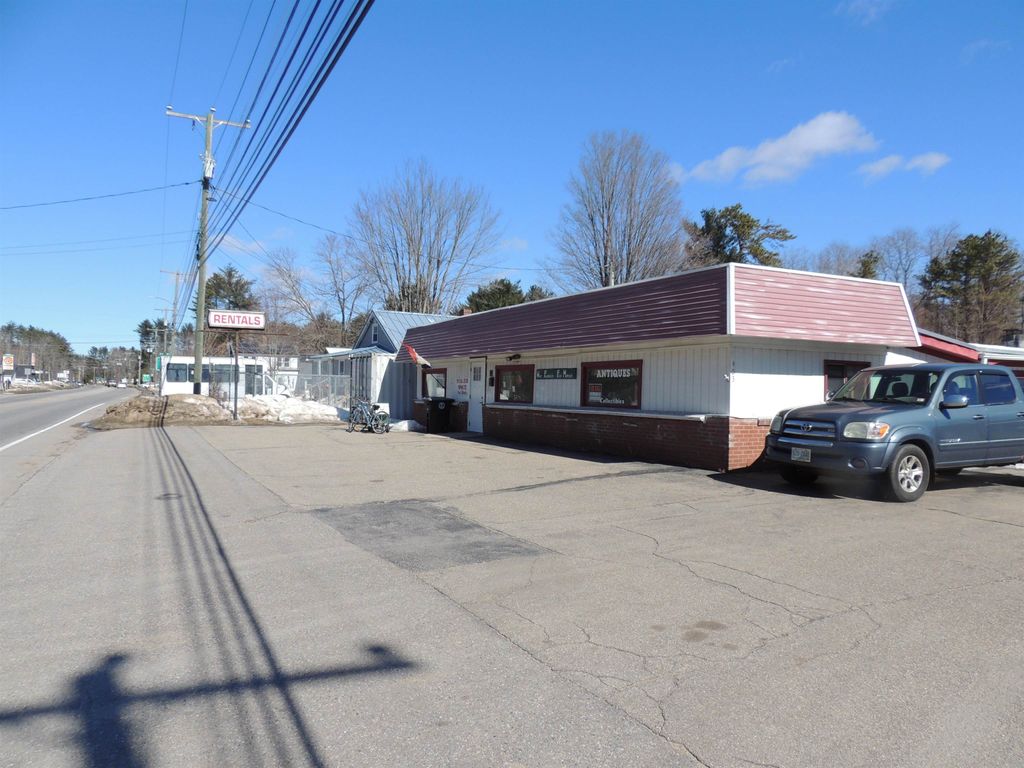 Photo of 403 North Main Street, Franklin, NH 03235 (MLS # 5031882)
