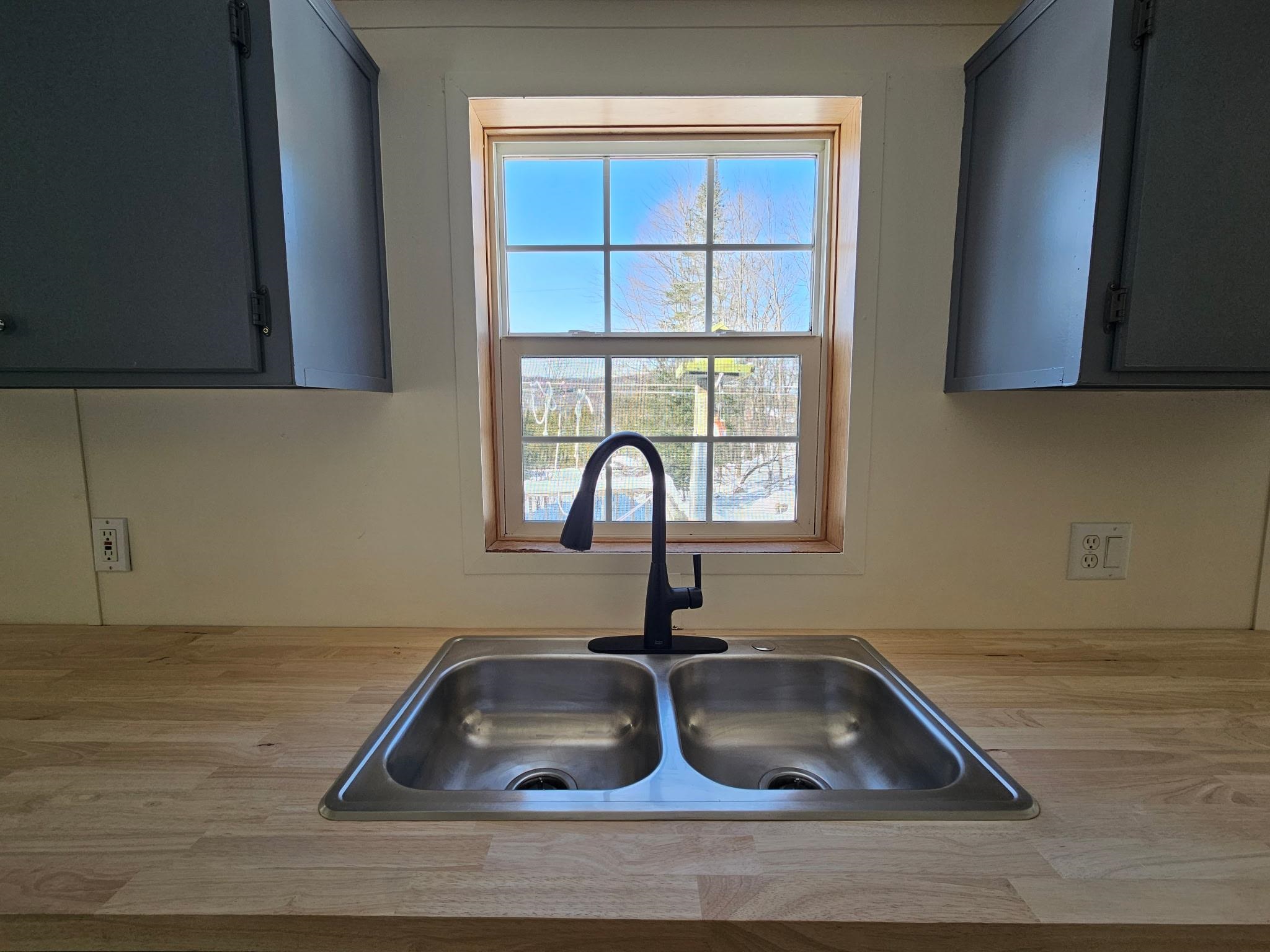 55 Bayley-Hazen Road