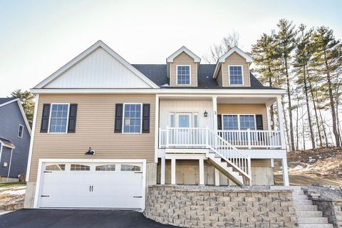 Photo of 3 Bent Grass Circle #34, Kingston, NH 03848 (MLS # 5001160)