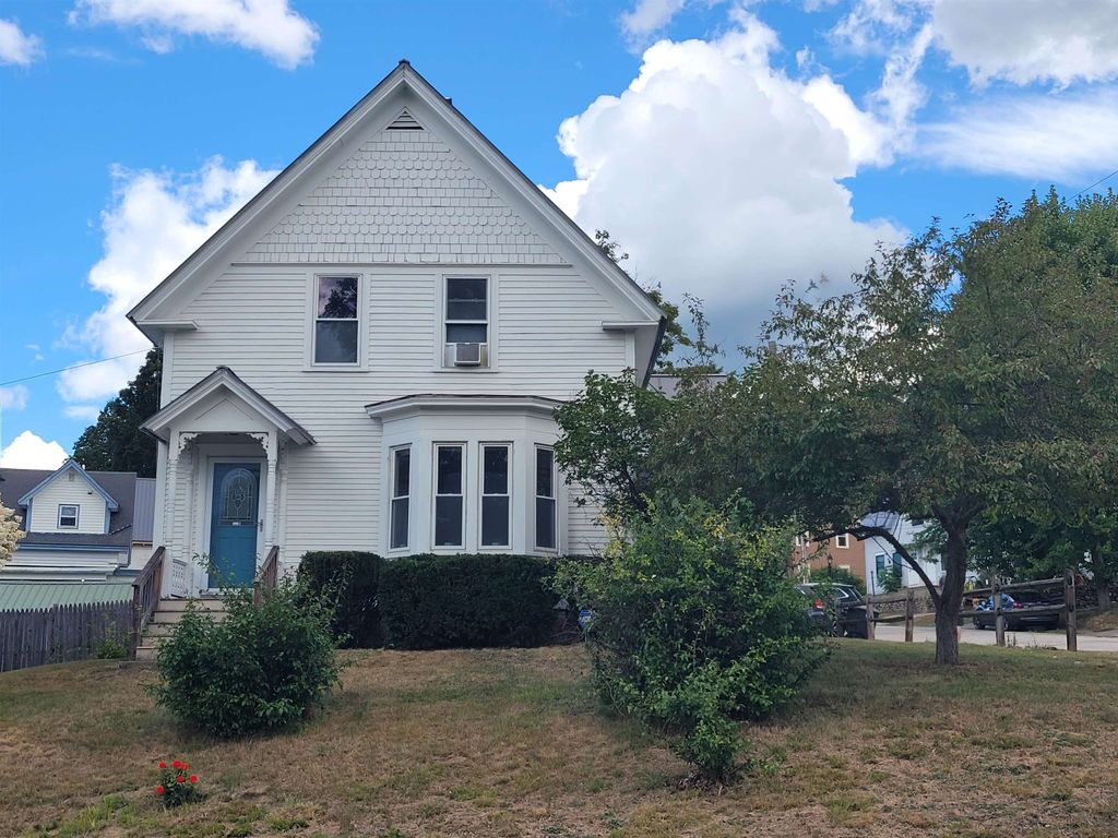 Photo of 624 Central Street, Franklin, NH 03235 (MLS # 5059032)