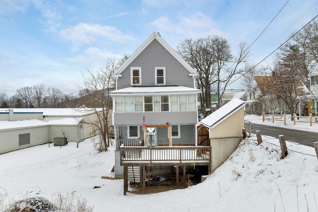 Photo of 13 Terrace Street, Haverhill, NH 03774 (MLS # 5074536)
