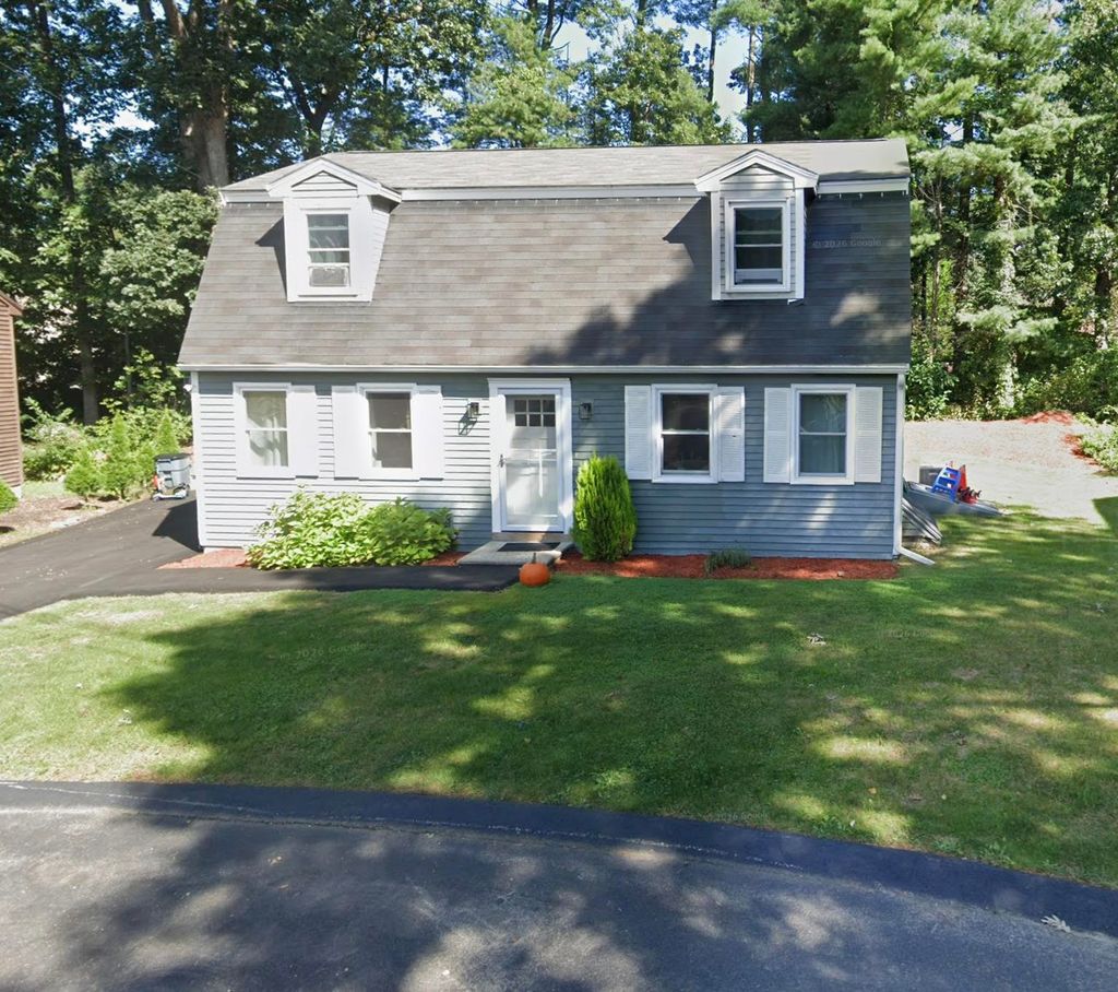 Photo of 7 Carlene Drive, Nashua, NH 03062 (MLS # 5079622)