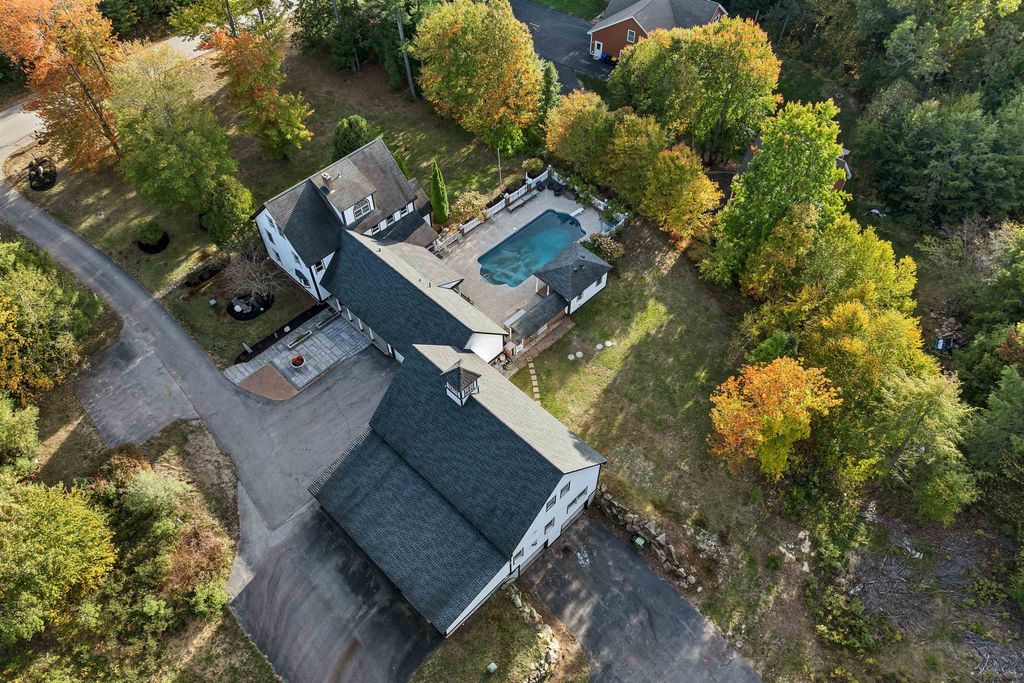 Photo of 7 Morgan Drive, Bow, NH 03304 (MLS # 5064386)